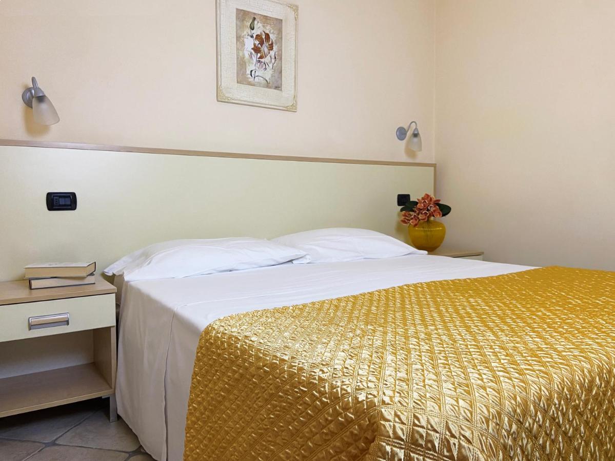 Residence Il Borgo Tortoreto Екстер'єр фото