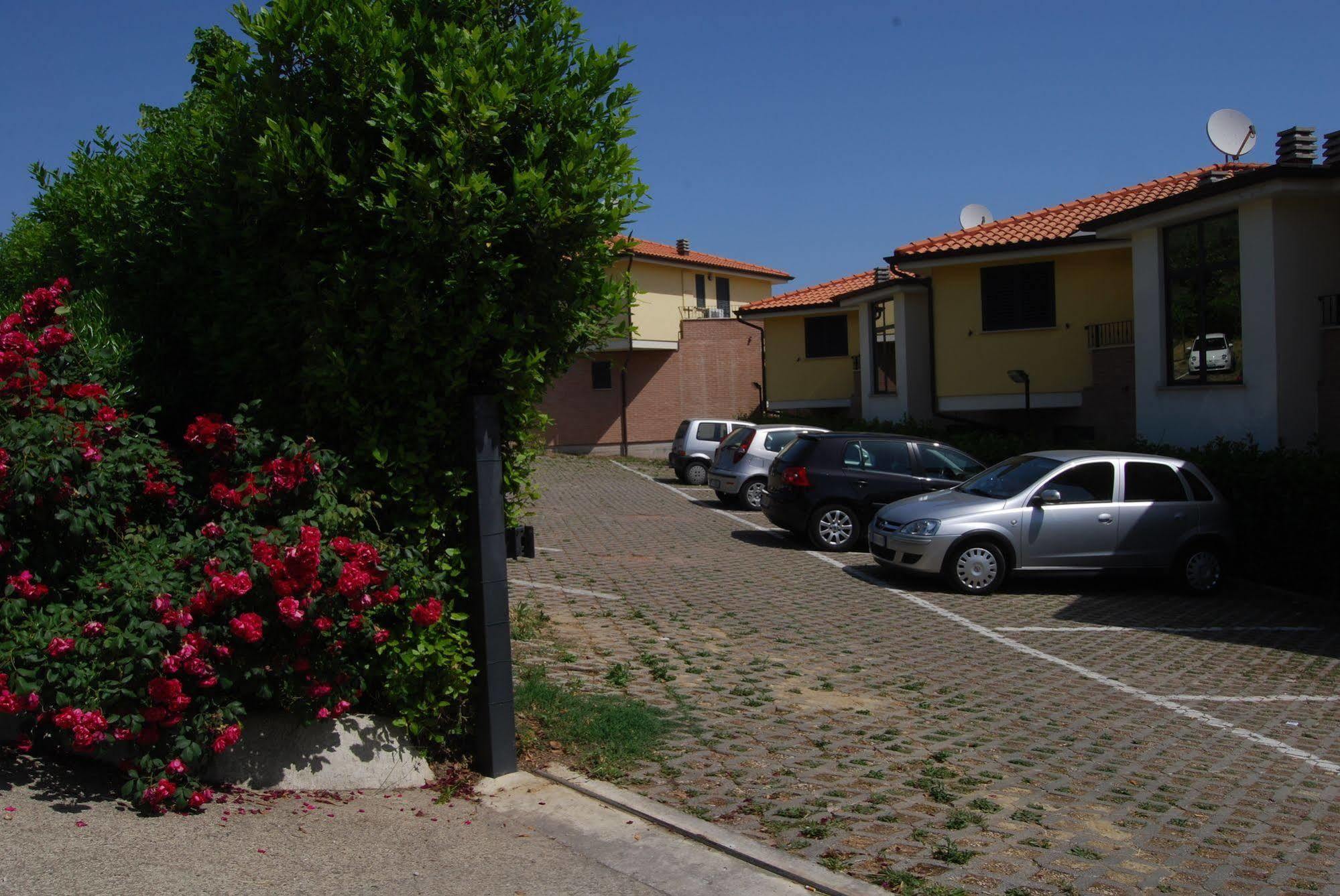 Residence Il Borgo Tortoreto Екстер'єр фото
